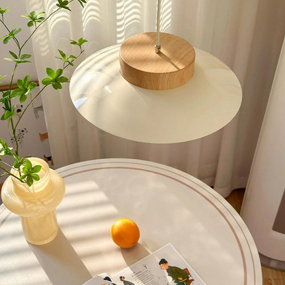Japandi krémszínű függőlámpa – Minimalista és stílusos