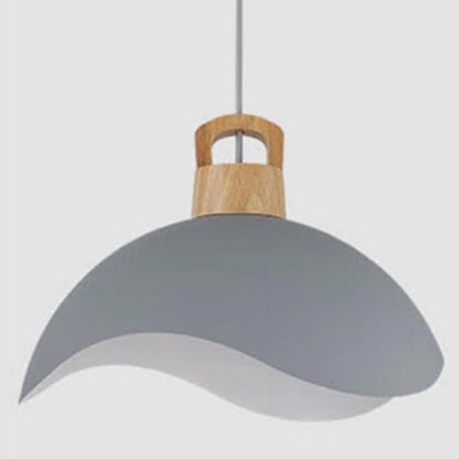 Vintage-tyylinen musta metallinen riippuvalaisin