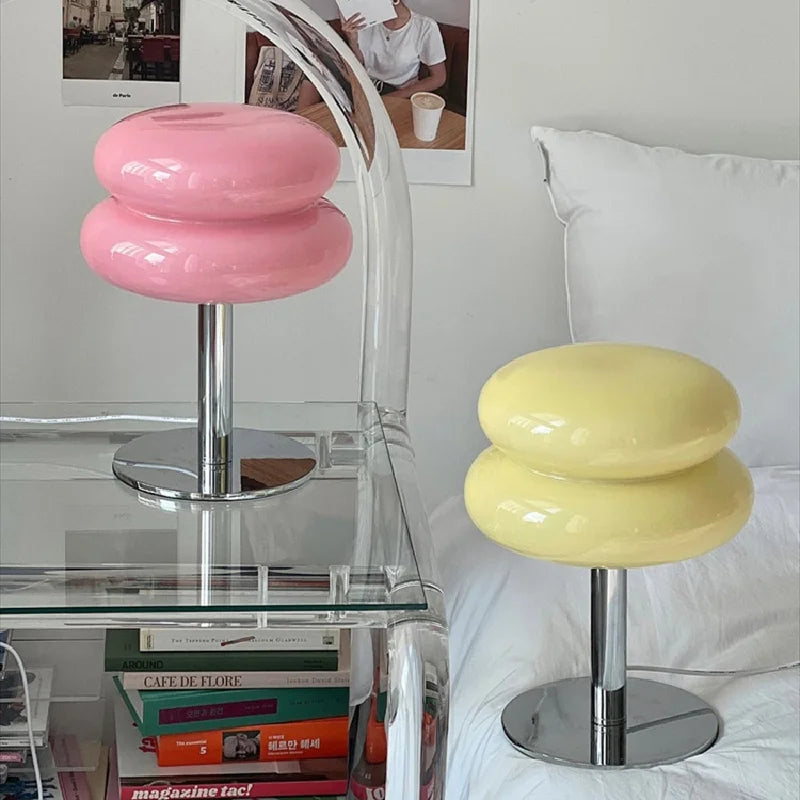 Lampada da tavolo dal design iconico in stile Bauhaus – Suggestiva, intramontabile ed elegante