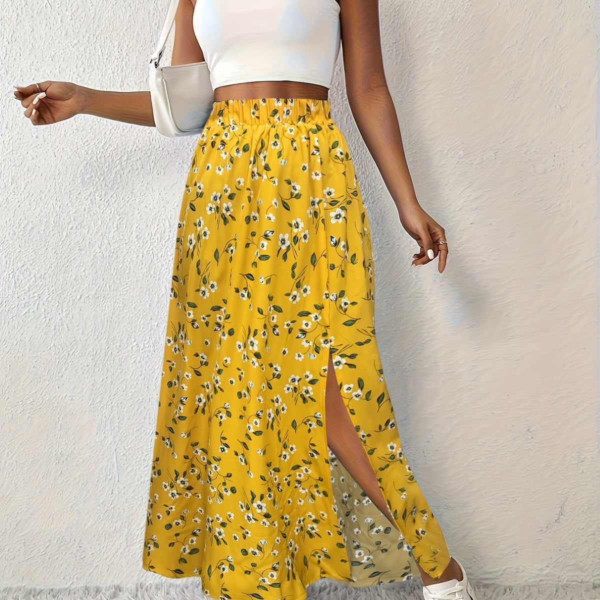 Eleganter Sommer-Maxirock für Damen mit Blumenmuster und luftigem Schlitz