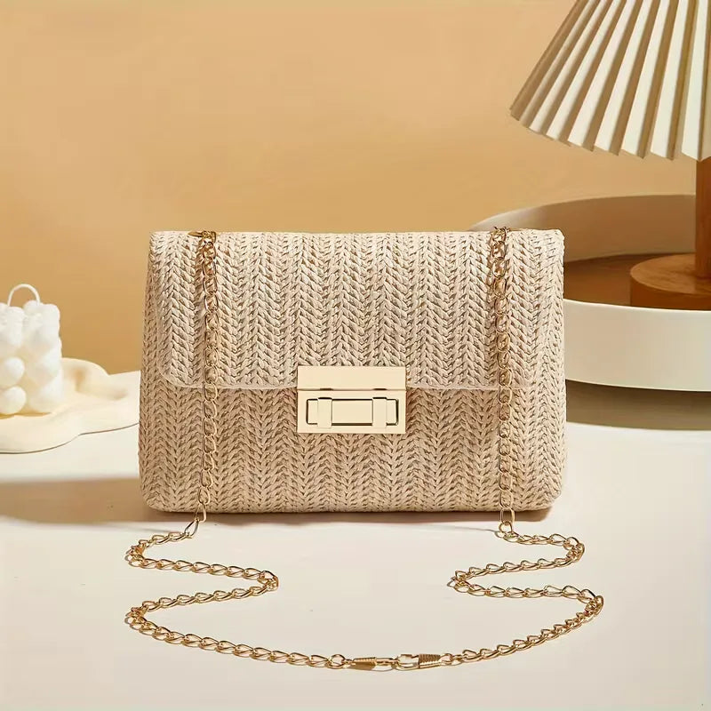 Sac à bandoulière avec chaîne dorée