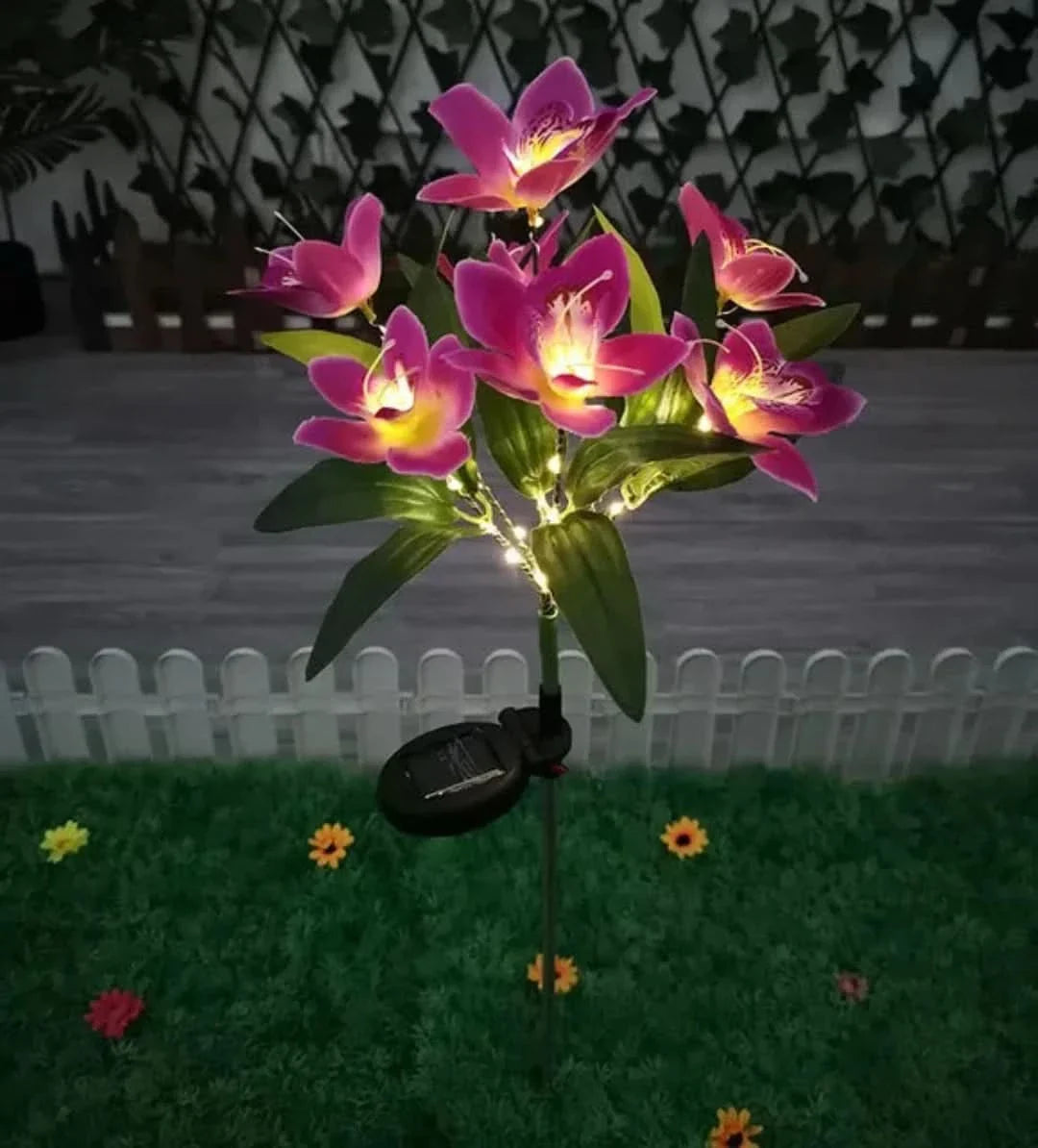 SolarSpectra - 7-Head Solar Lamp