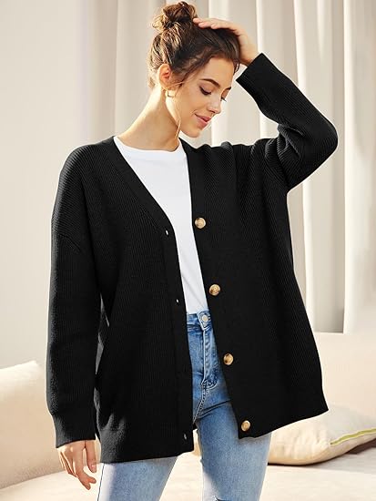 Oversized women's cardigan with V-neck and button closure - Aleen
