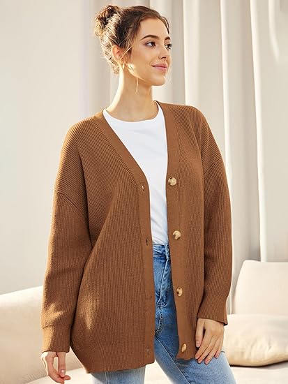 Oversized women's cardigan with V-neck and button closure - Aleen