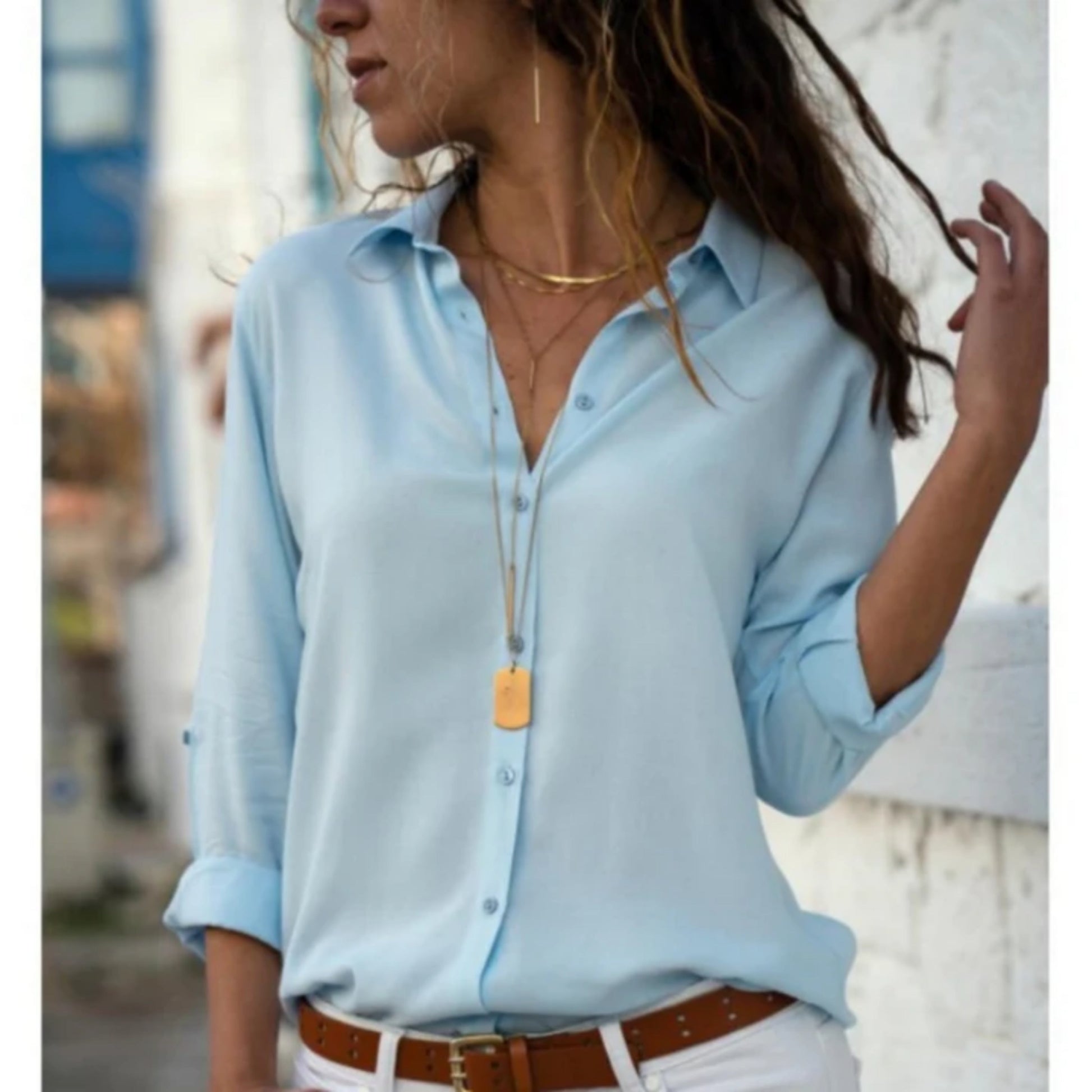 Kayleigh | Women's blouse with long sleeves and button closure