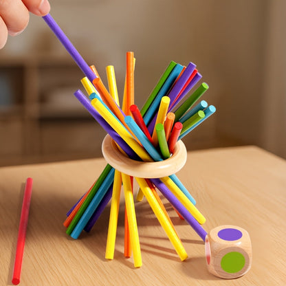 Gioco con bastoncini di legno - divertente ed educativo per bambini