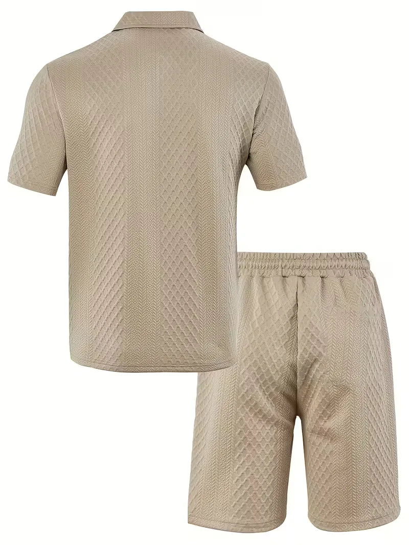 Ensemble d'été avec polo et short