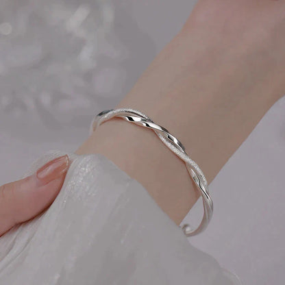 Twisted Silver Bracelet - Carrie