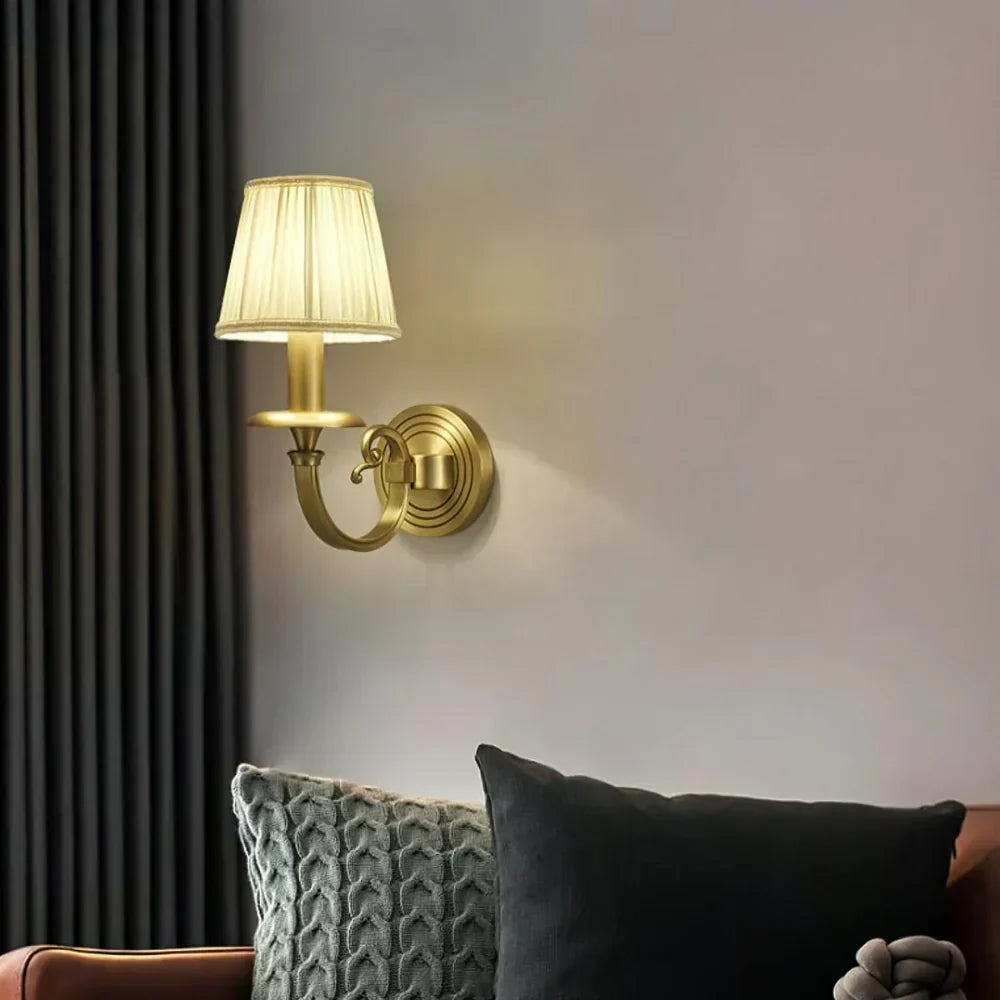 Alessio Retro Candle Holder – Timeless Elegance