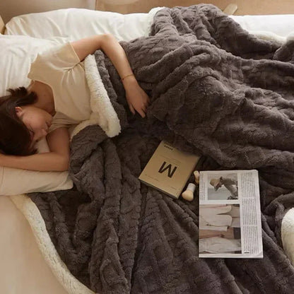 Thick Winter Blanket – Ultimate Warmth for Cold Winter Nights