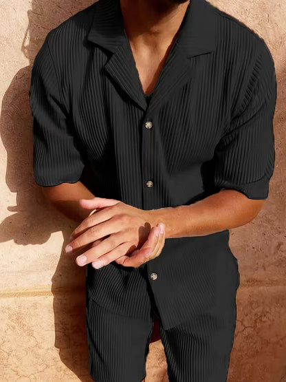 Ensemble de vêtements d'été avec col en V