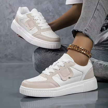 Platform sneakers with colour block design