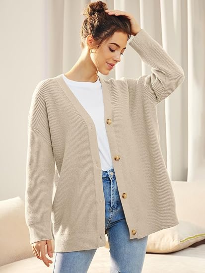 Oversized women's cardigan with V-neck and button closure - Aleen