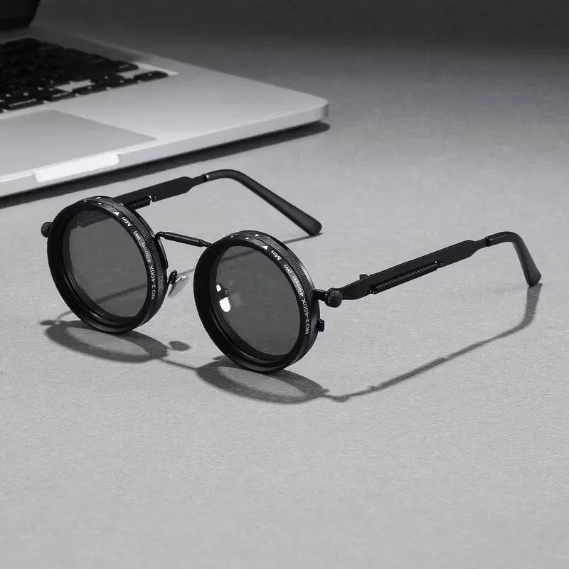 Lunettes de soleil rondes au design steampunk