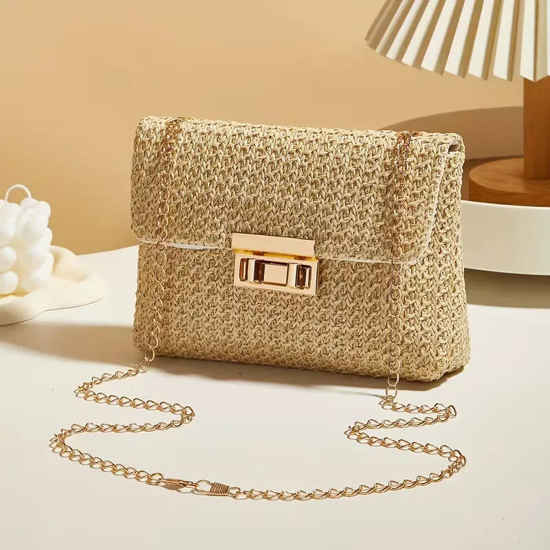 Sac à bandoulière avec chaîne dorée
