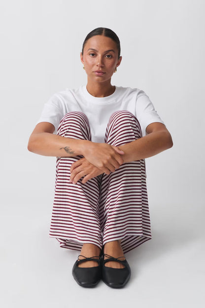 Striped Lounge Trousers for Women with Wide Legs and Elastic Waist
