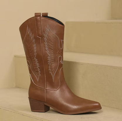 Női western cowboycsizma hímzéssel és tömbsarokkal