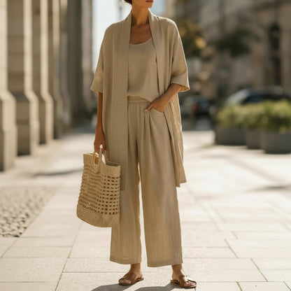 Set da donna con cardigan, canotta e pantaloni a gamba dritta