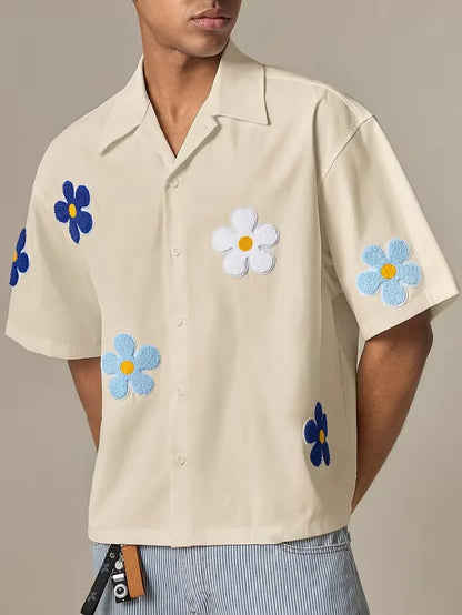 Chemise à manches courtes avec fleurs