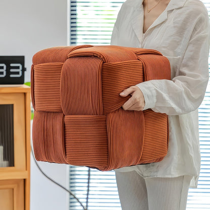 Compact Square Pouffe with Soft Upholstery – Comfortable and Versatile Design