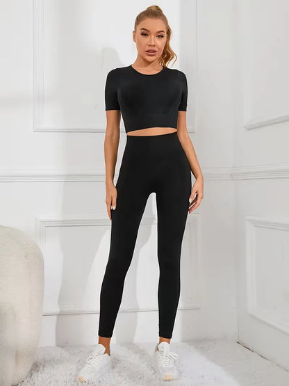 Ensemble deux pièces avec crop top