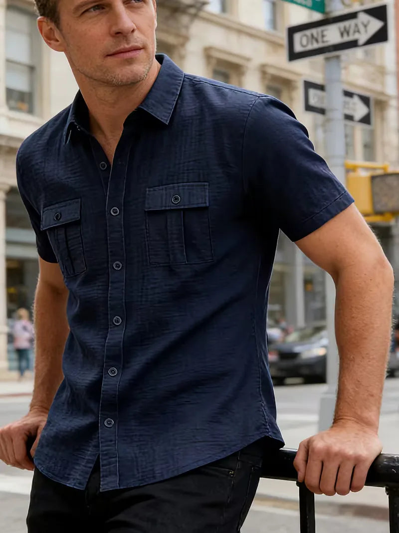 Chemise à manches courtes avec poches poitrine