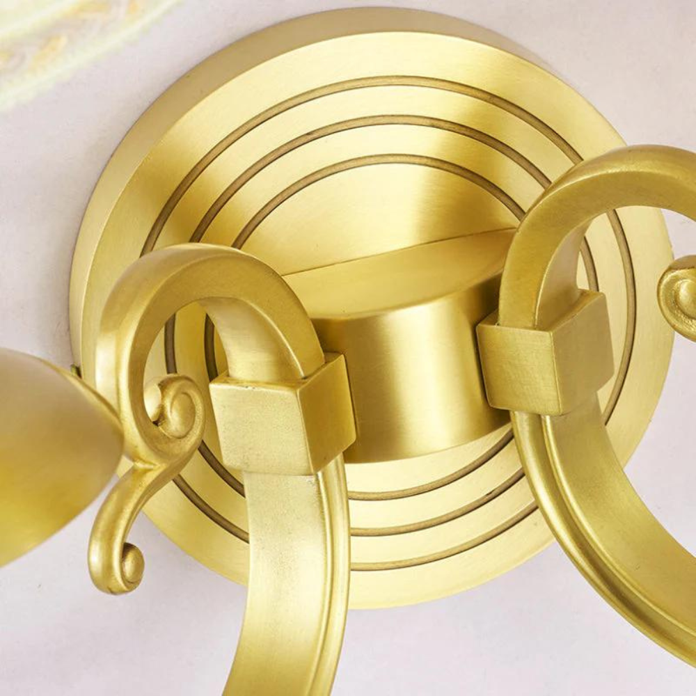Alessio Retro Candle Holder – Timeless Elegance