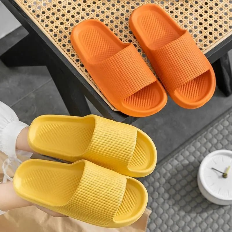 Plateau-Pantoffeln, modische Damensandalen
