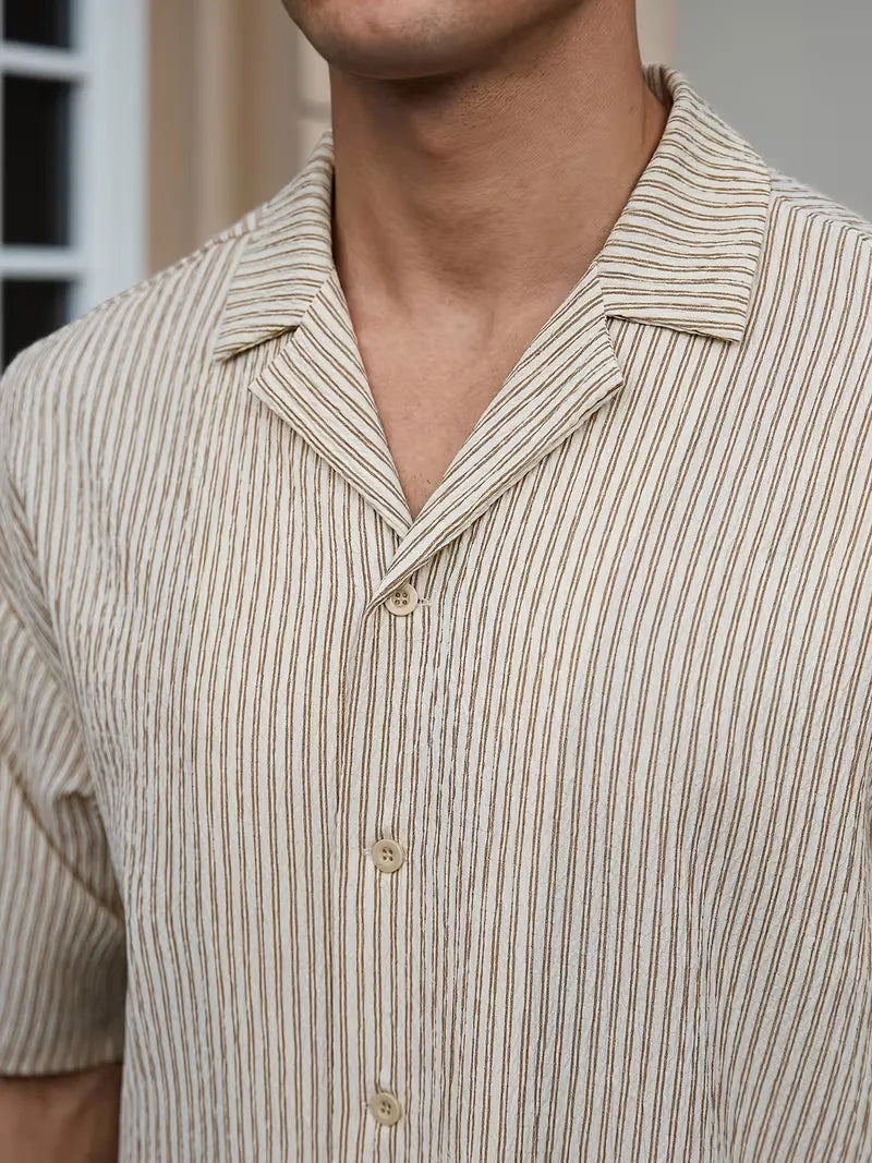 Ensemble de vêtements d'été avec col en V