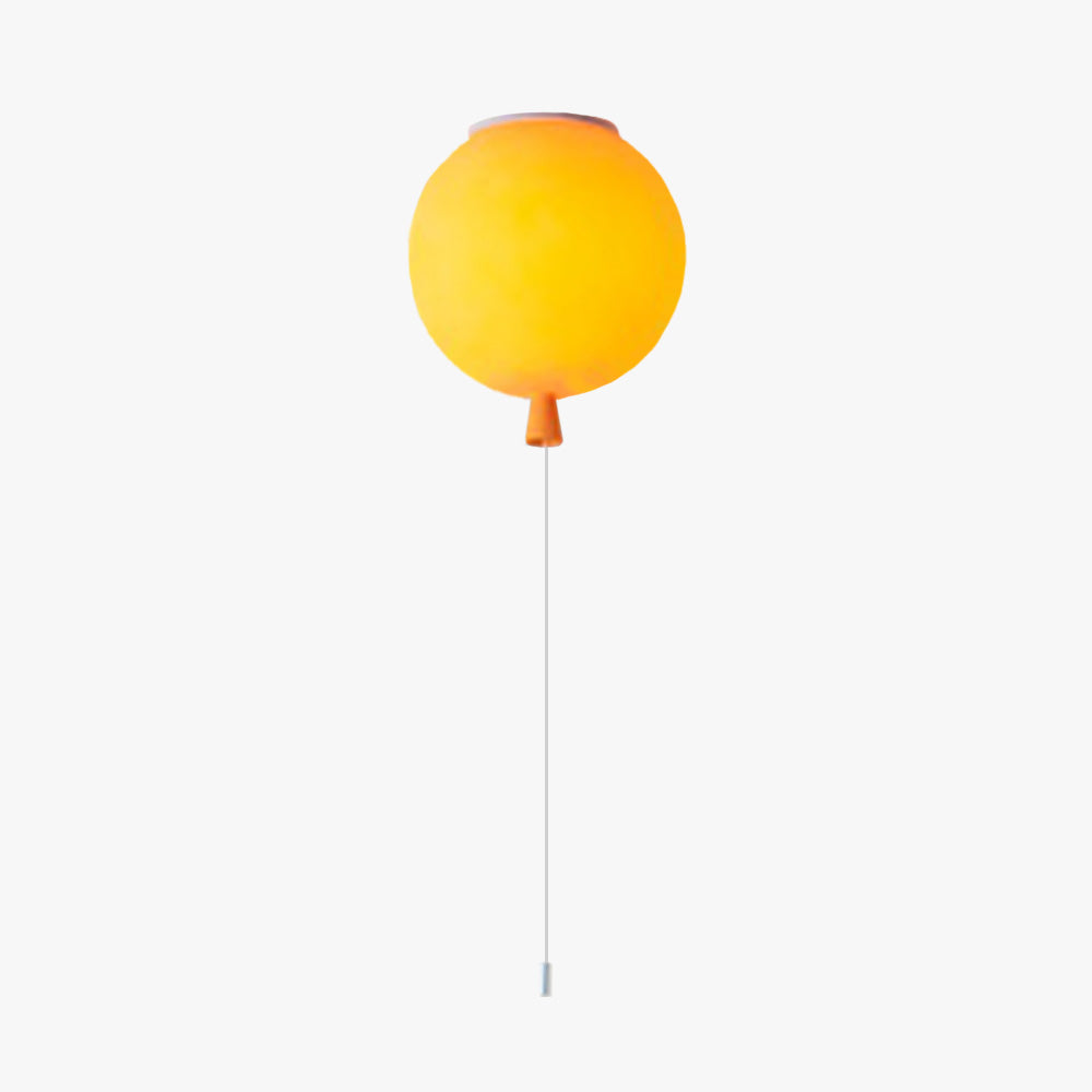 Plafoniera LED giocosa con design a palloncino