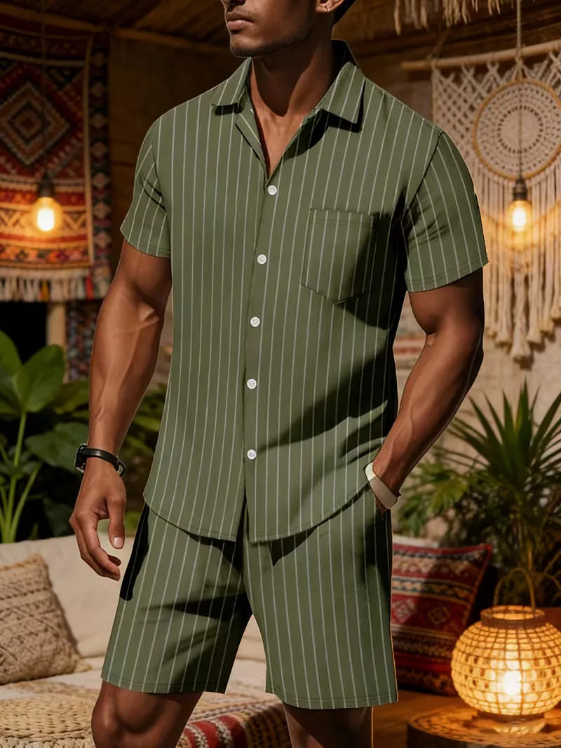 Men's Summer Outfit with Short Sleeves