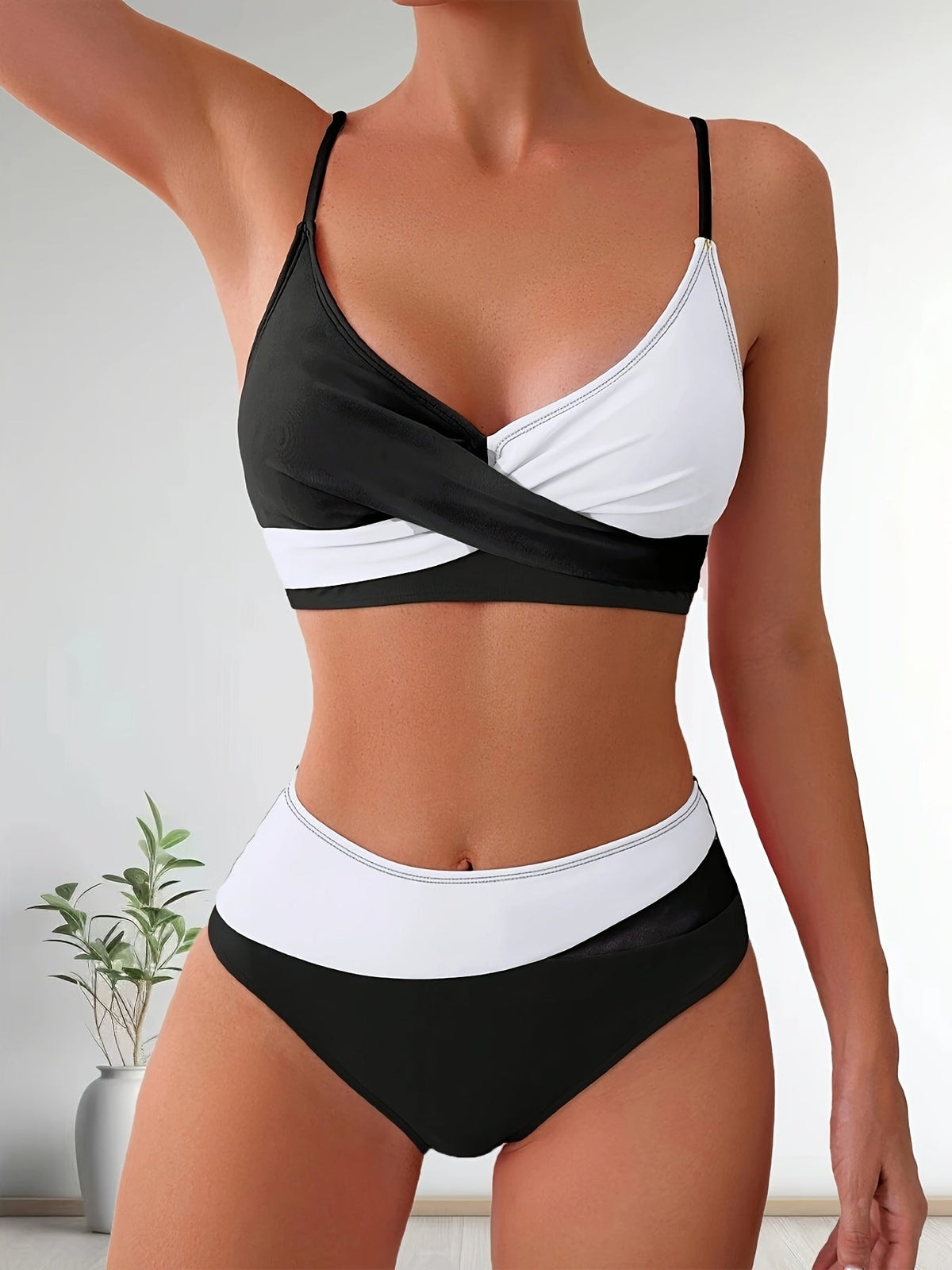 Set bikini patchwork elasticizzato e comodo da donna