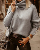 Gestrickter Rollkragenpullover für Damen mit Knopfdetails, weich und locker geschnitten