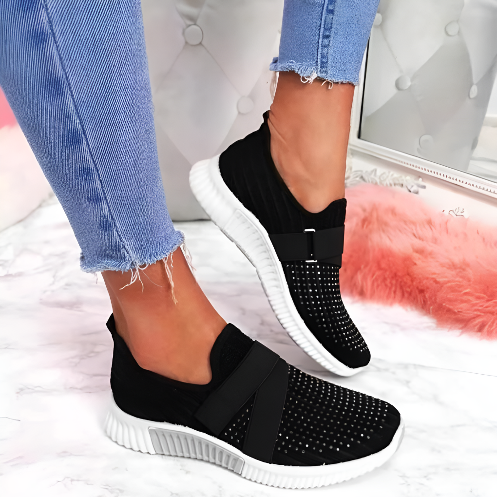 Adjustable T-strap Casual Flats