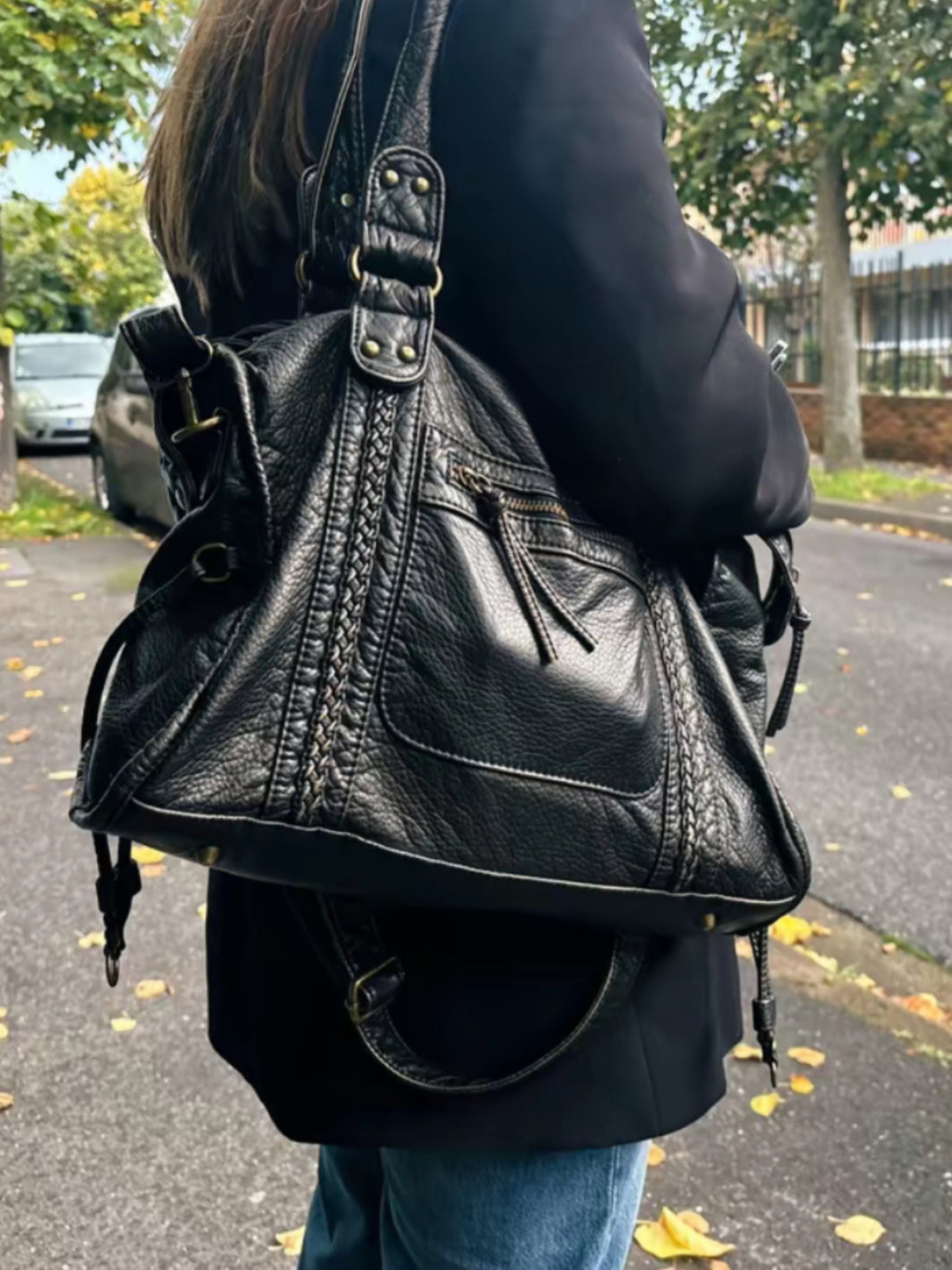 Adriana Shoulder Bag – Elegant and Practical Women's Shoulder Bag