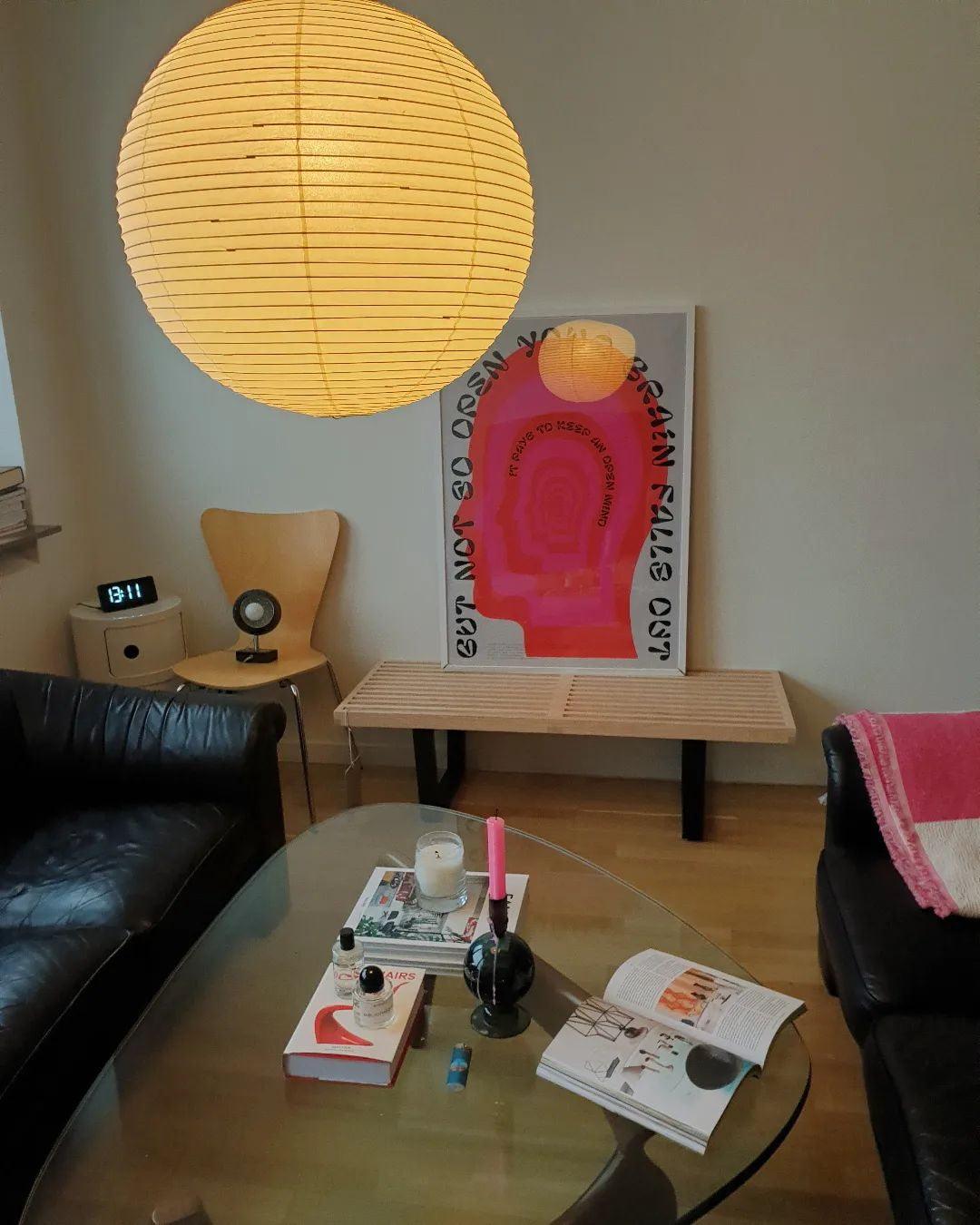 Lampă suspendată japoneză Akari – Elegantă și atemporală