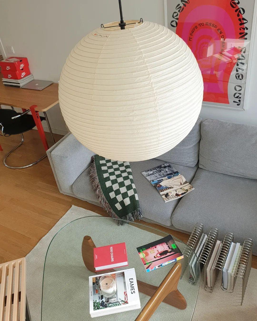 Lampă suspendată japoneză Akari – Elegantă și atemporală