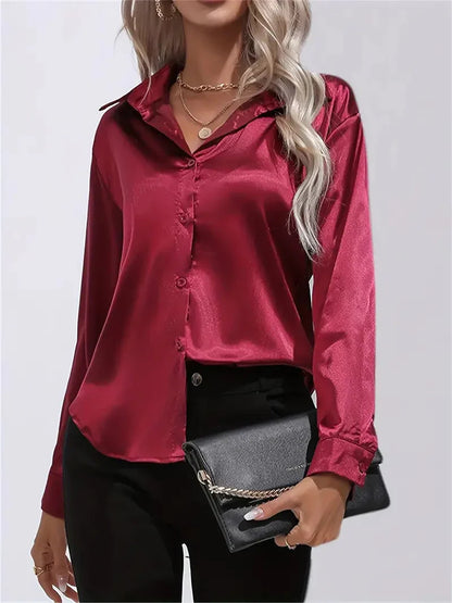 Blusa elegante in raso da donna, con colletto e chiusura con bottoni
