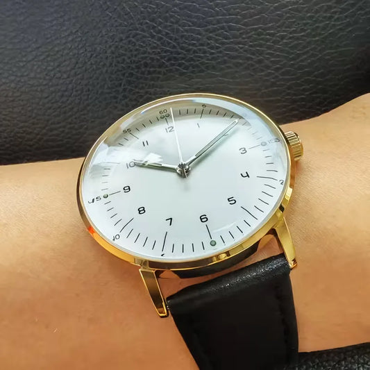 Analogue watch with leather strap