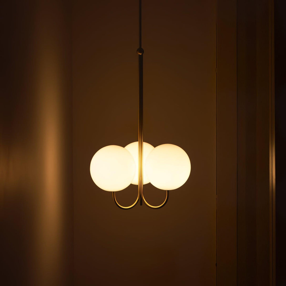 Modern Corner Lantern for Stylish Lighting