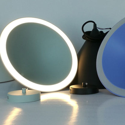 Lámpara colgante LED moderna de anillo con diseño cónico