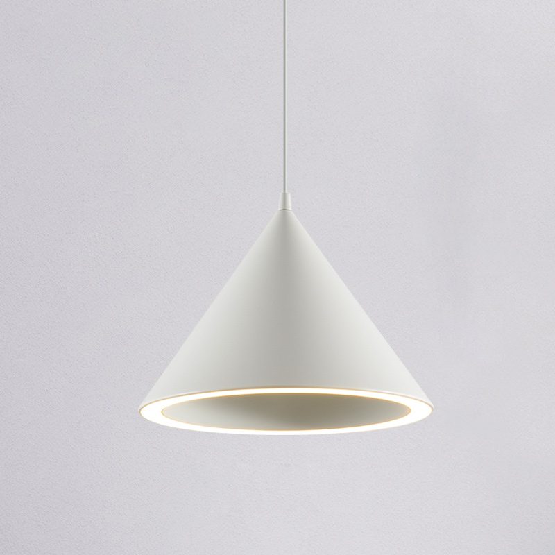 Lámpara colgante LED moderna de anillo con diseño cónico