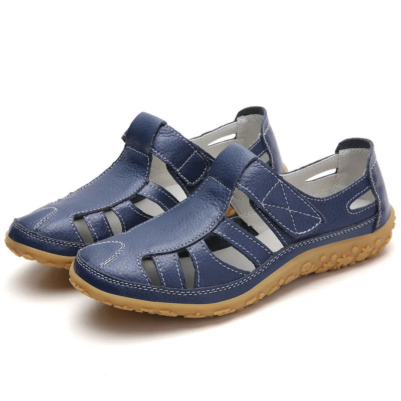Anti-slip sandals for women with sturdy footbed
