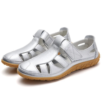 Anti-slip sandals for women with sturdy footbed