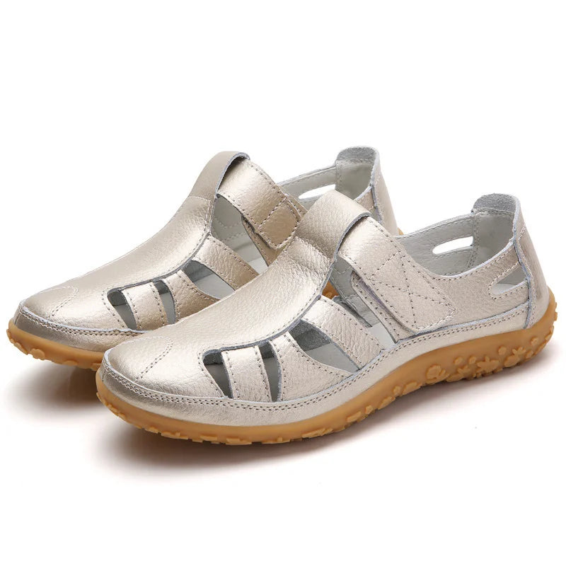 Anti-slip sandals for women with sturdy footbed