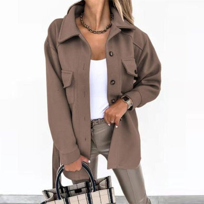 Arna - Stylish women's jacket with buttons and front pockets