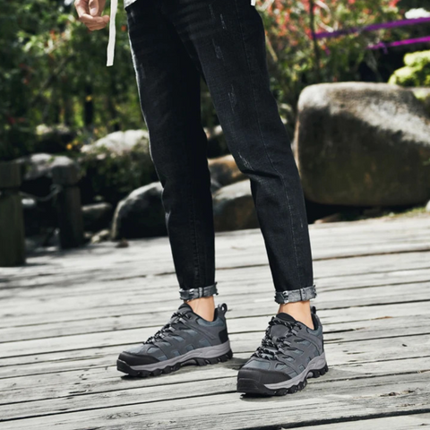 Artemy – Comfortable Hiking Shoes for Men