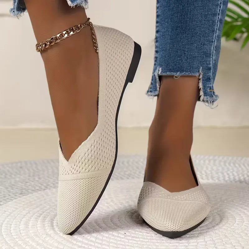 Ballerina with Pointed Toe