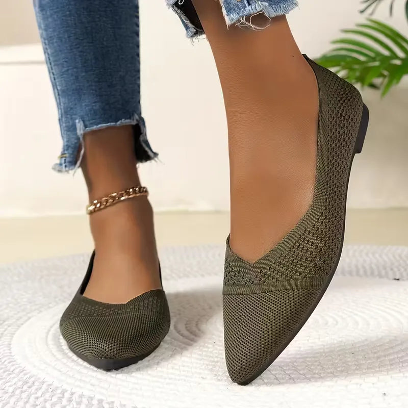 Ballerina with Pointed Toe