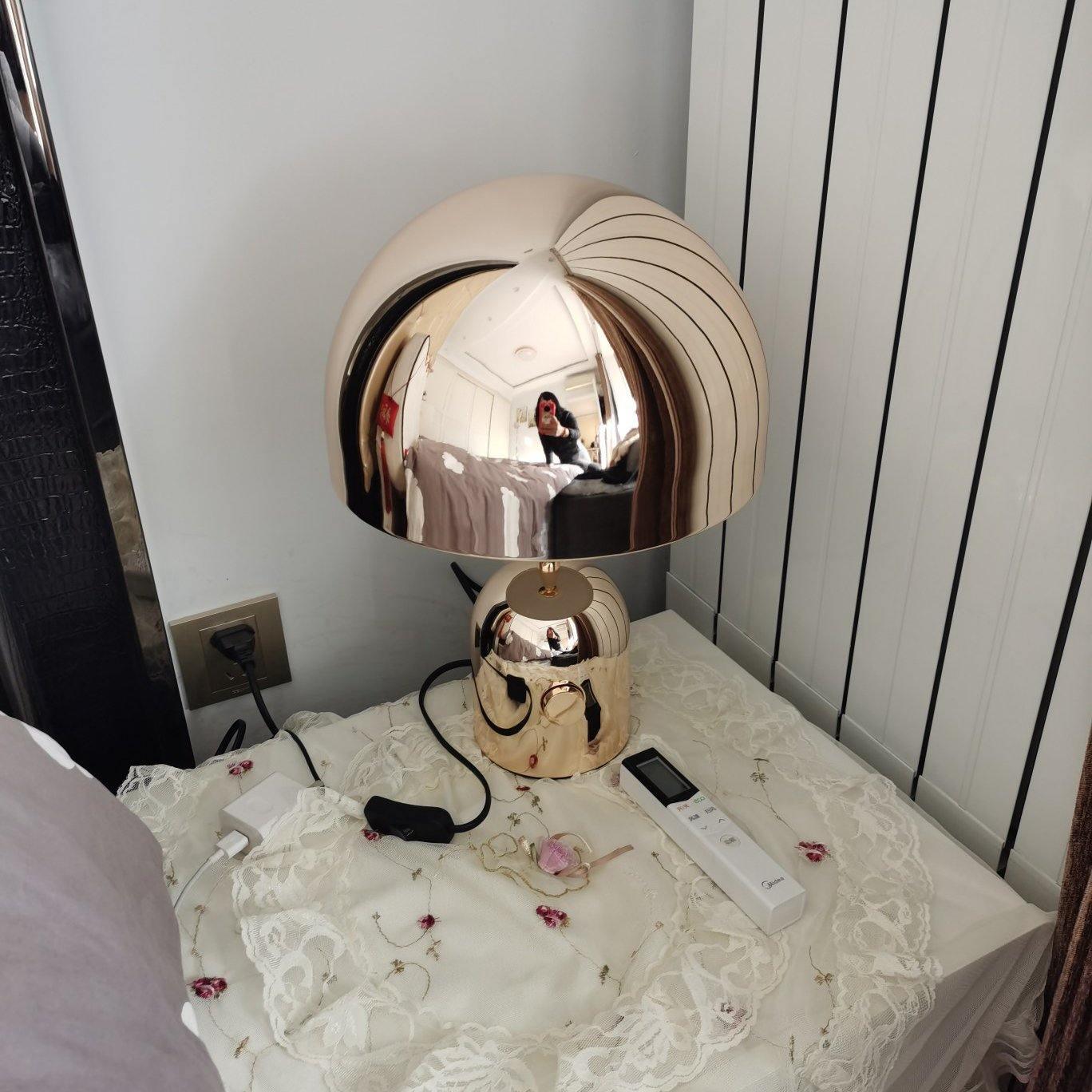 Bell-Inspired Table Lamp